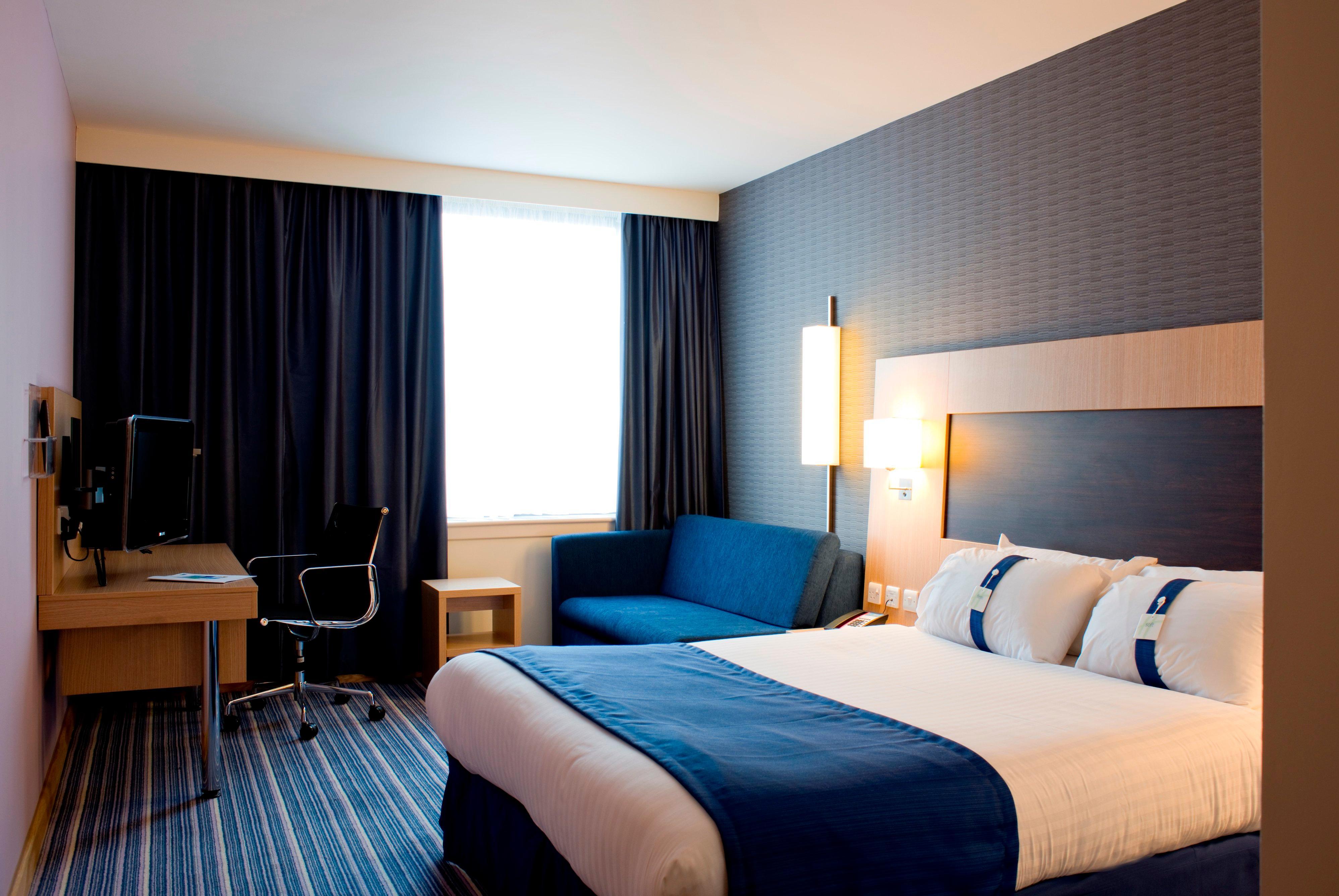 Holiday Inn Express Rotherham - North By Ihg Bagian luar foto