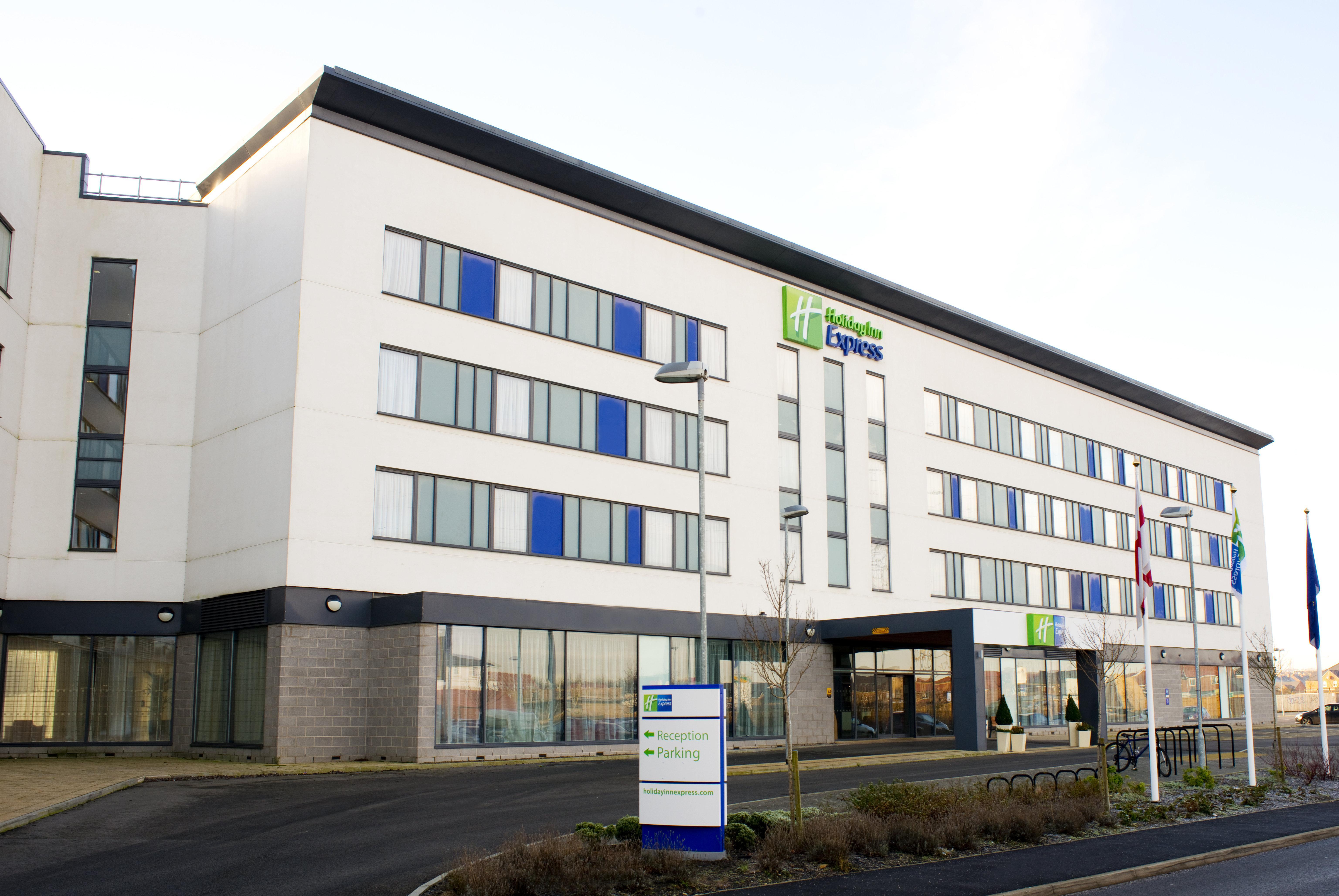 Holiday Inn Express Rotherham - North By Ihg Bagian luar foto